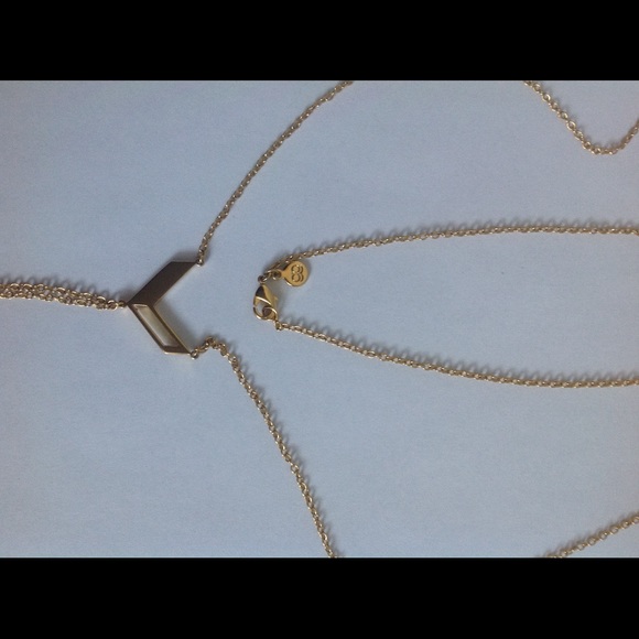 NWOT GORJANA NECKLACE GOLD TONE - Picture 6 of 8